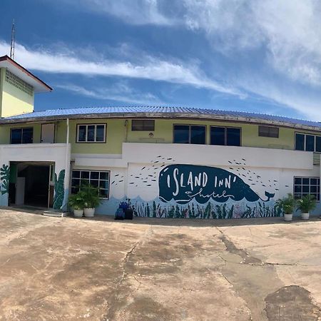 Island Inn Ko Lan Bagian luar foto
